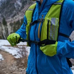 Nathan HyperNight QuickStart 2.0 4 L Hydration Vest 16 Nathan HyperNight QuickStart 2.0 4 L Hydration Vest -Teravail Sales Store 0c828e74 9ca3 406d 9e97 c672077b777e