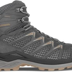 Lowa Innox Pro GTX Mid Hiking Boots - Men's