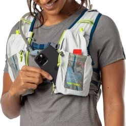 Nathan VaporAiress 7 L 2.0 Hydration Vest - Women's -Teravail Sales Store 4ac9b3cf e707 4a15 9b15 49672a74b34e