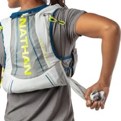 Nathan VaporAiress 7 L 2.0 Hydration Vest - Women's -Teravail Sales Store 641e0394 cb7b 4677 93de 9eac5deb85de