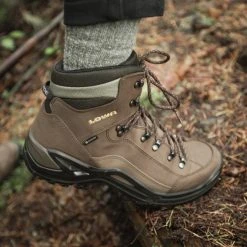 Lowa Renegade GTX Mid Hiking Boots - Men's 18 Lowa Renegade GTX Mid Hiking Boots - Men's -Teravail Sales Store 94804c3e e673 4d58 882c 3caa6d07675b