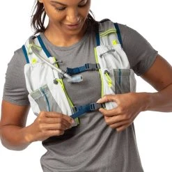 Nathan VaporAiress 7 L 2.0 Hydration Vest - Women's -Teravail Sales Store d3cc2869 9ca5 4eb8 8ddf 121147c3de04