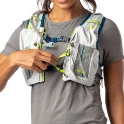 Nathan VaporAiress 7 L 2.0 Hydration Vest - Women's -Teravail Sales Store de363f58 7668 4662 93fb 0ae27cb0b357