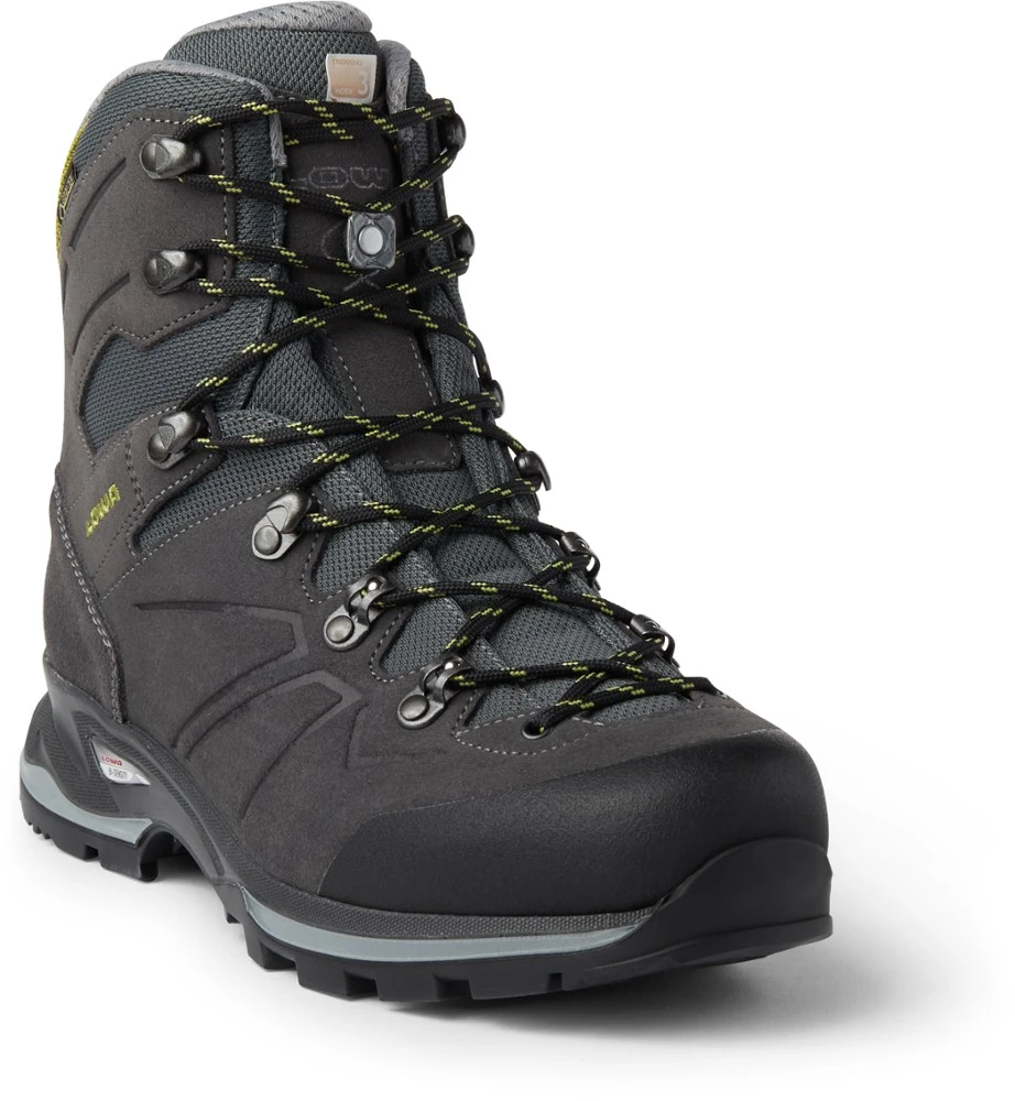 Lowa Baldo GTX Hiking Boots - Men's 4 Lowa Baldo GTX Hiking Boots - Men's - Image 4